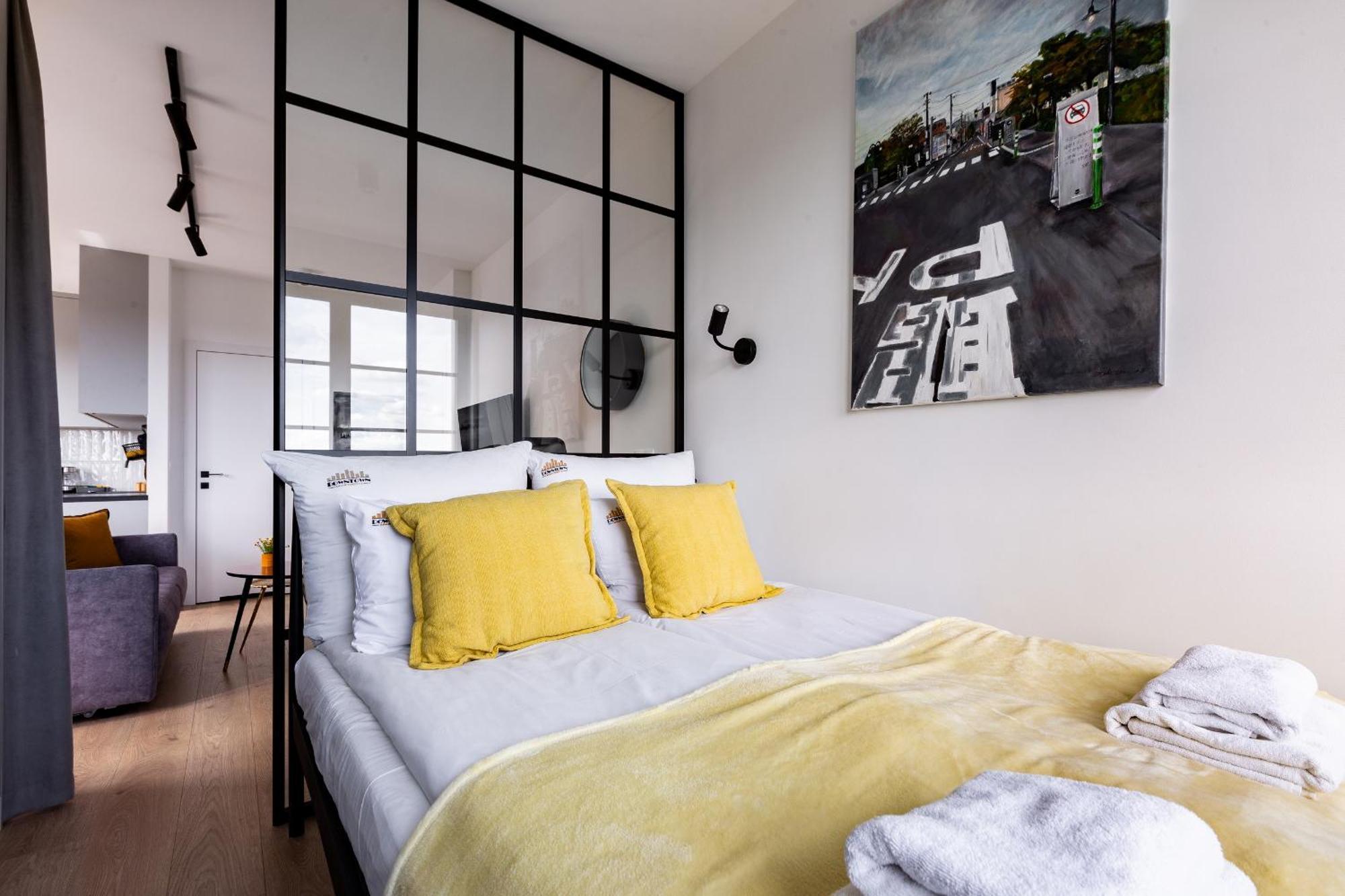 Doki Living - Foodhall & Parking By Downtown Apartments 格但斯克 外观 照片