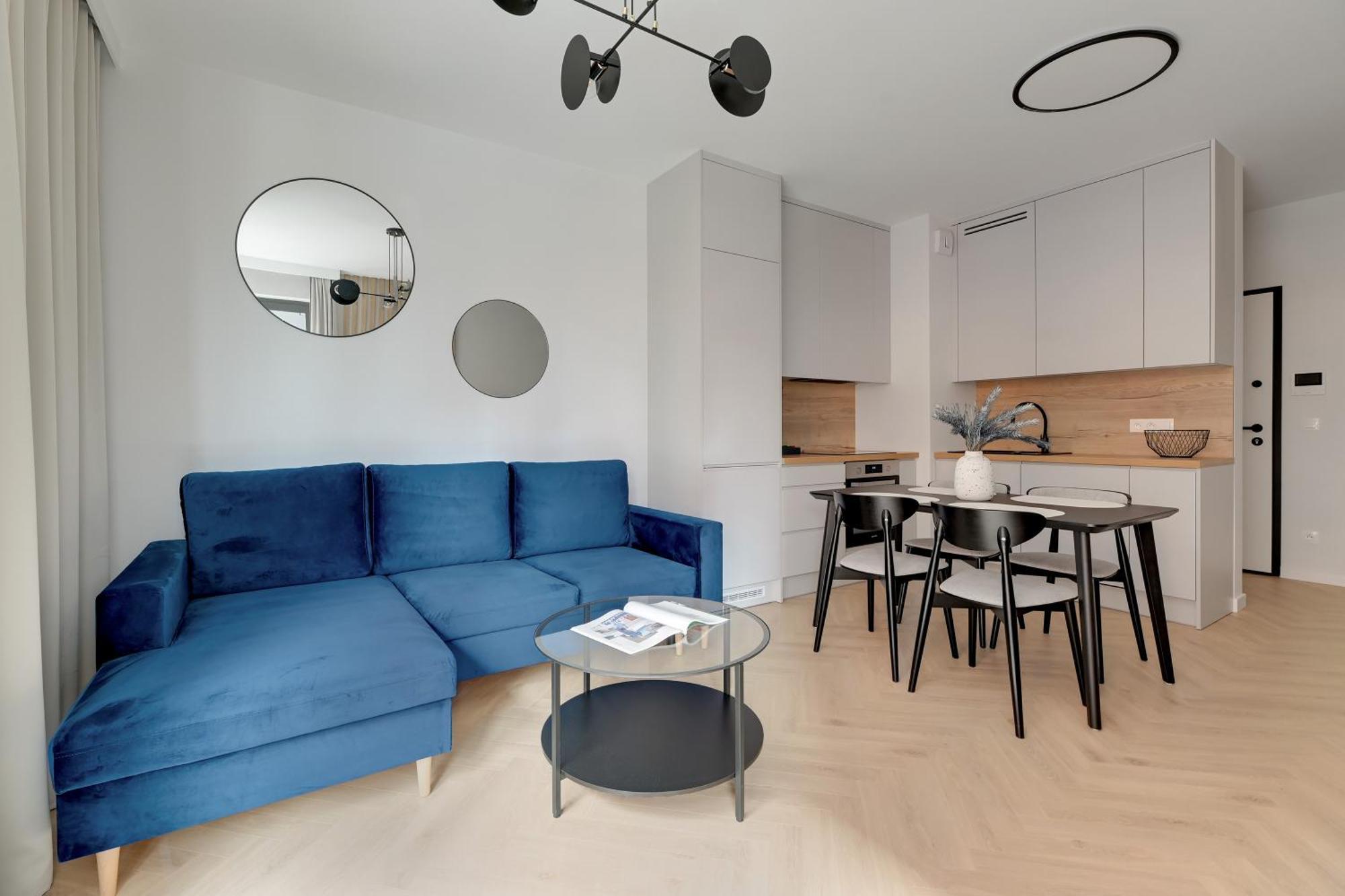 Doki Living - Foodhall & Parking By Downtown Apartments 格但斯克 外观 照片