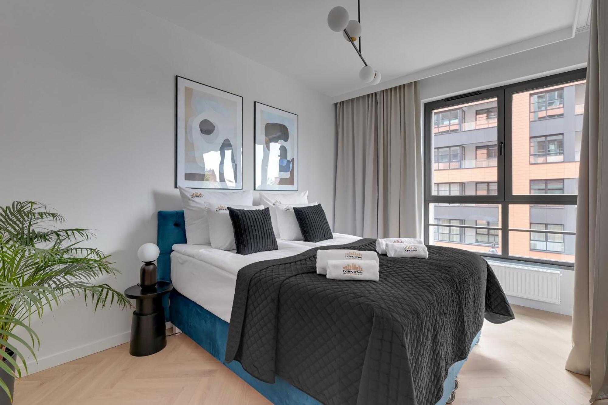 Doki Living - Foodhall & Parking By Downtown Apartments 格但斯克 外观 照片