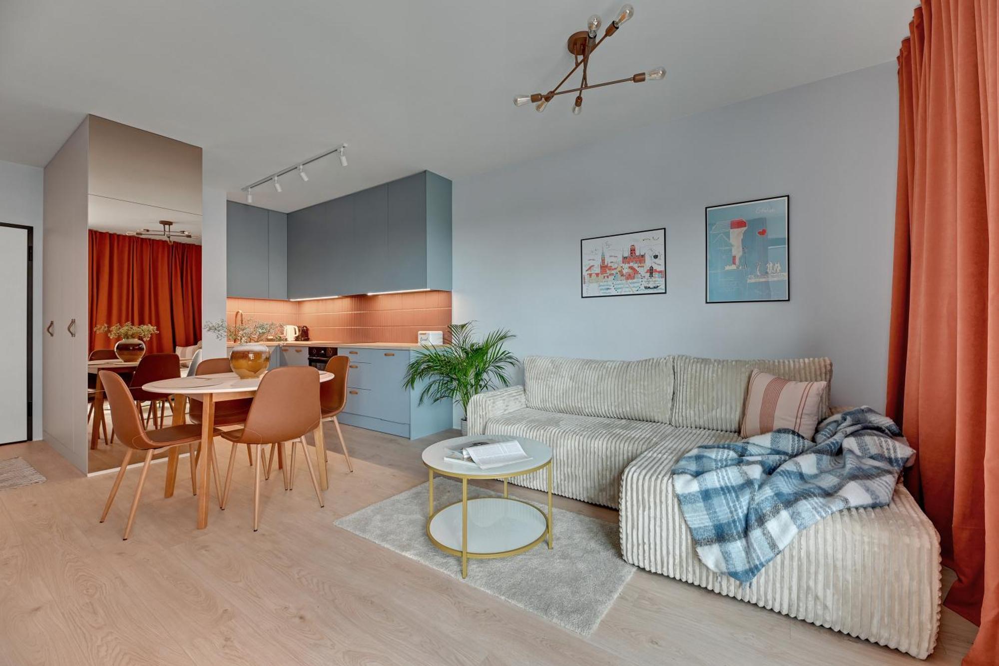 Doki Living - Foodhall & Parking By Downtown Apartments 格但斯克 外观 照片