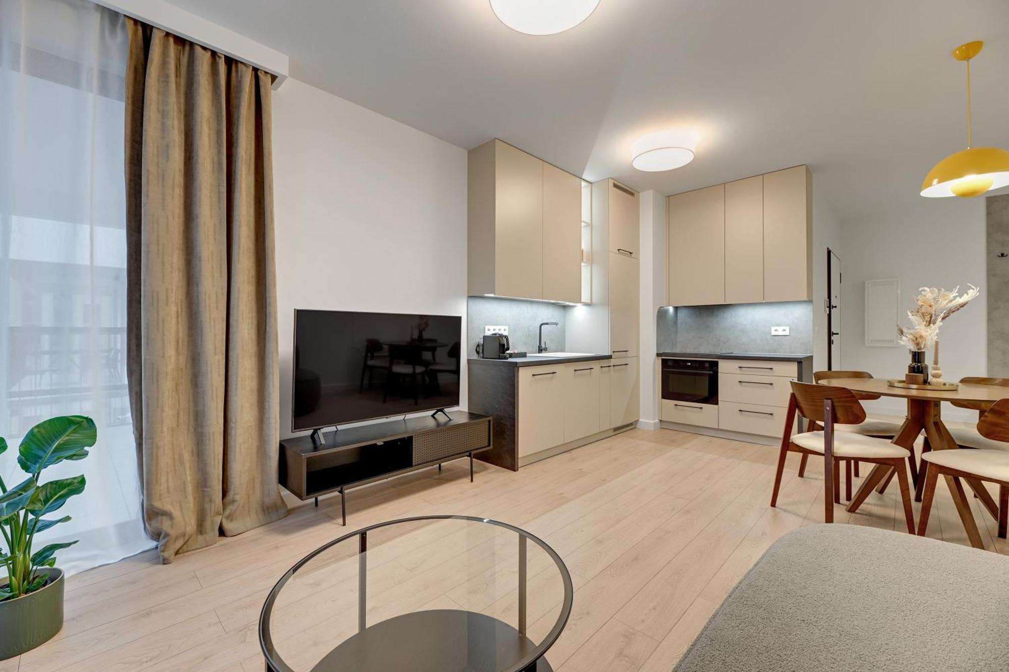 Doki Living - Foodhall & Parking By Downtown Apartments 格但斯克 外观 照片